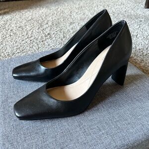 Black Alfani Pumps